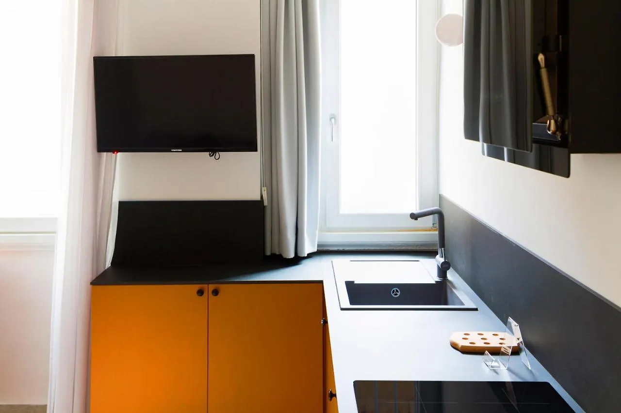 Appartamento Joivy Smart 1-Bed With Modern Amenities Milano Italia